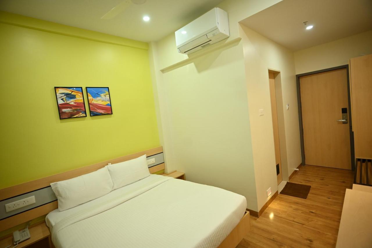Hotel City Centre Latur Bagian luar foto