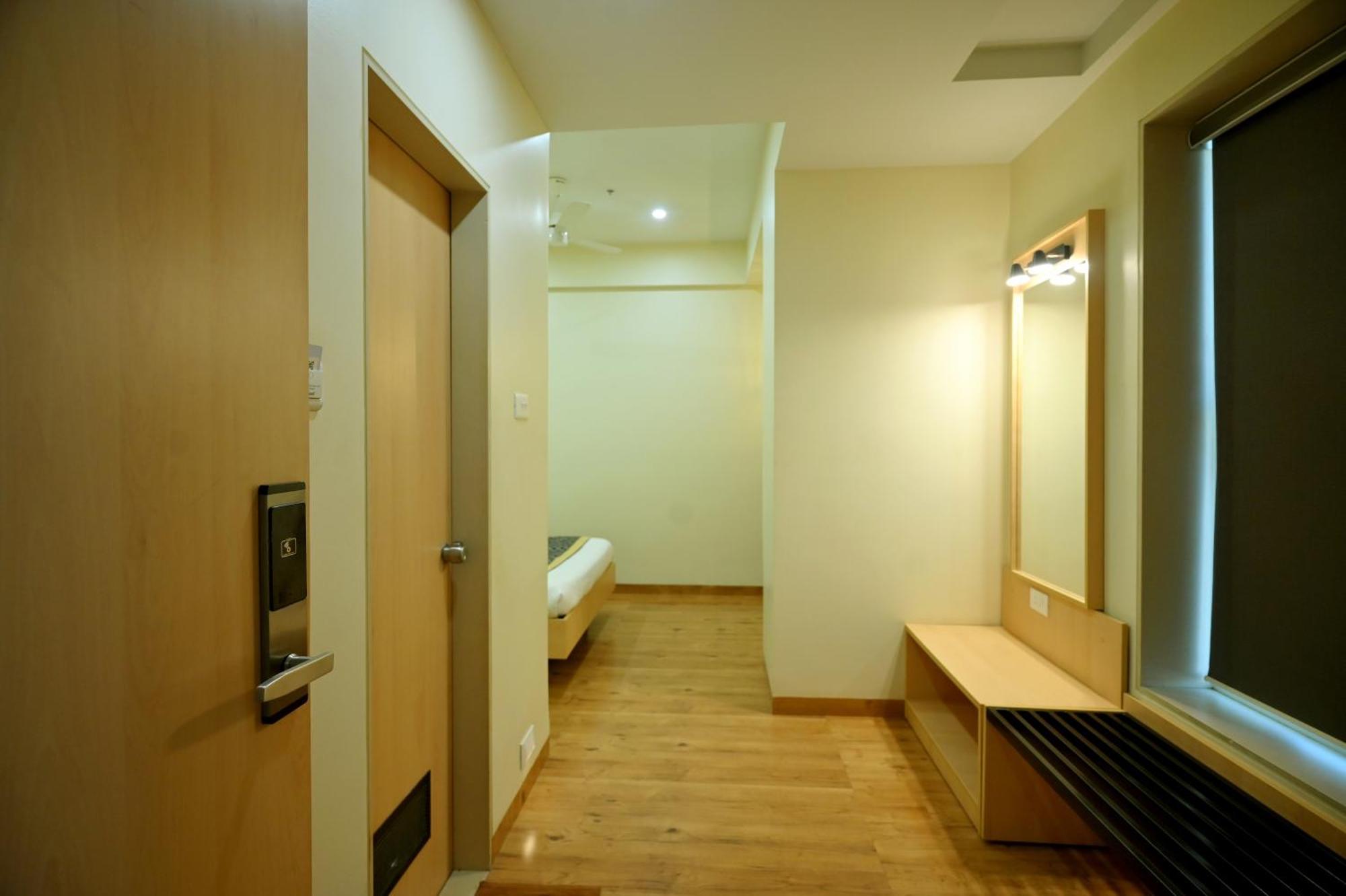Hotel City Centre Latur Bagian luar foto