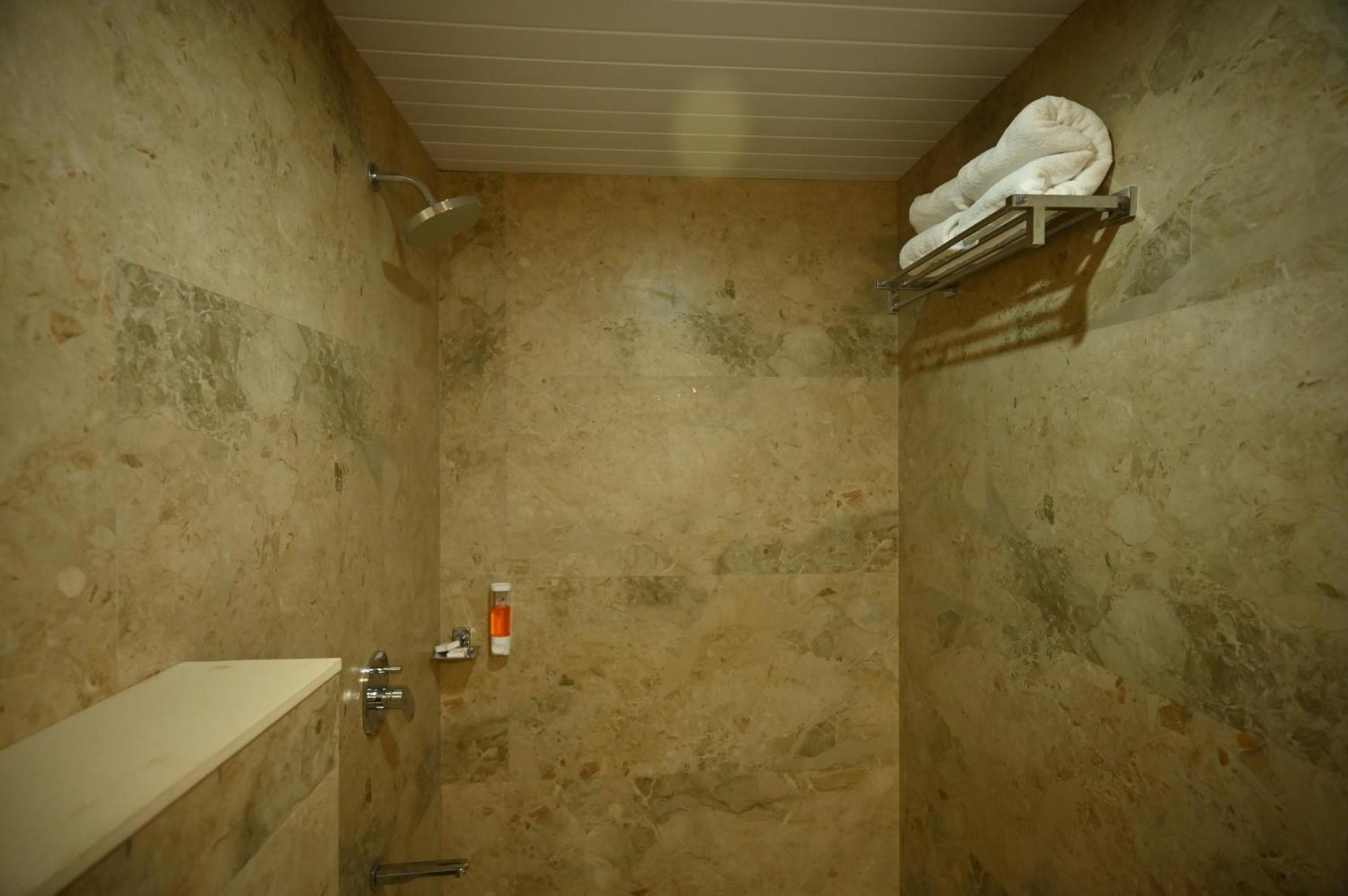 Hotel City Centre Latur Ruang foto